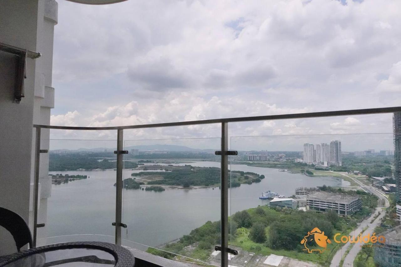 Hotpot In The Sky - Riverview In By Cowidea Johor Bahru