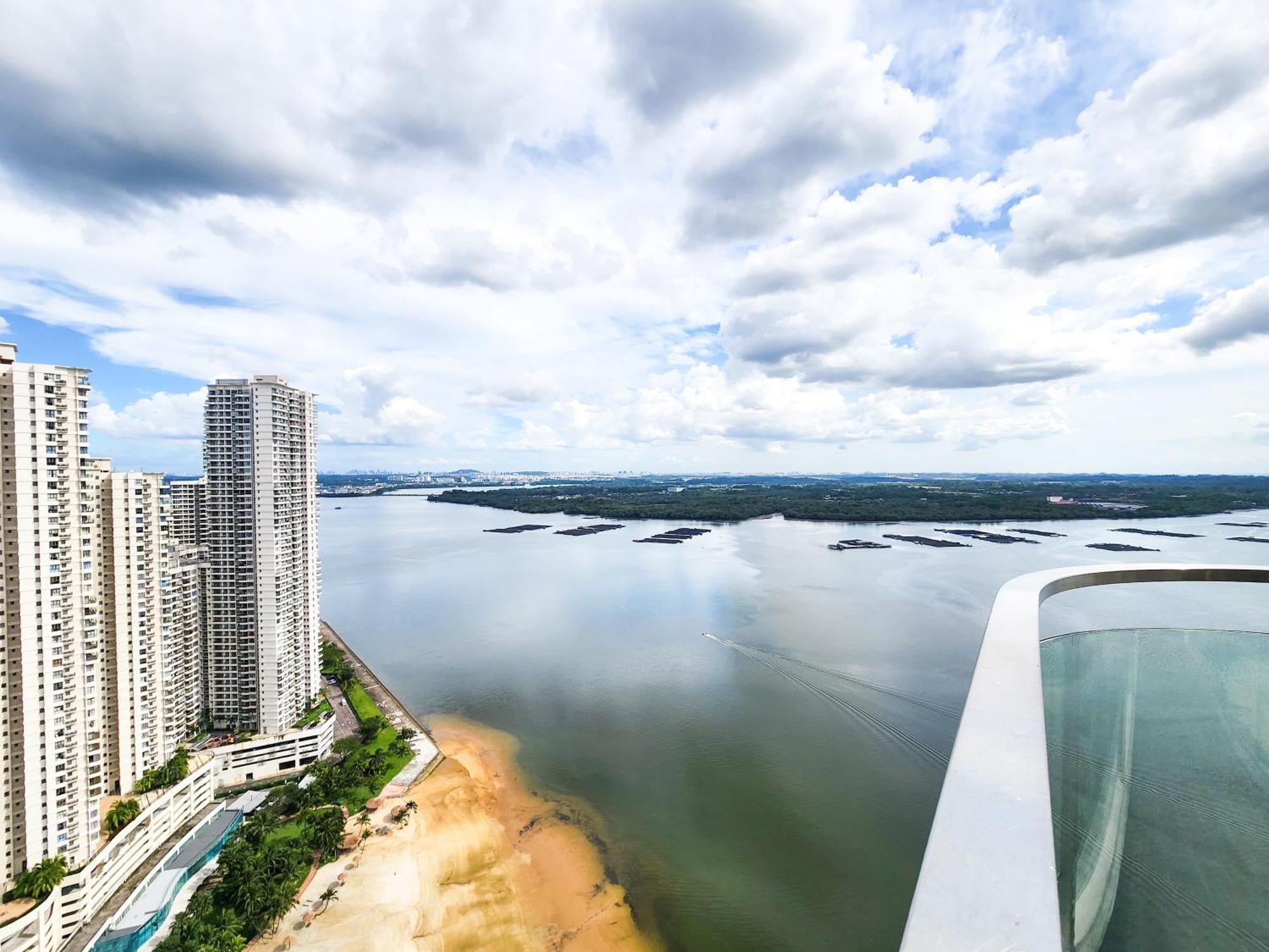 Hotpot In The Sky - Riverview In By Cowidea Pangsapuri *